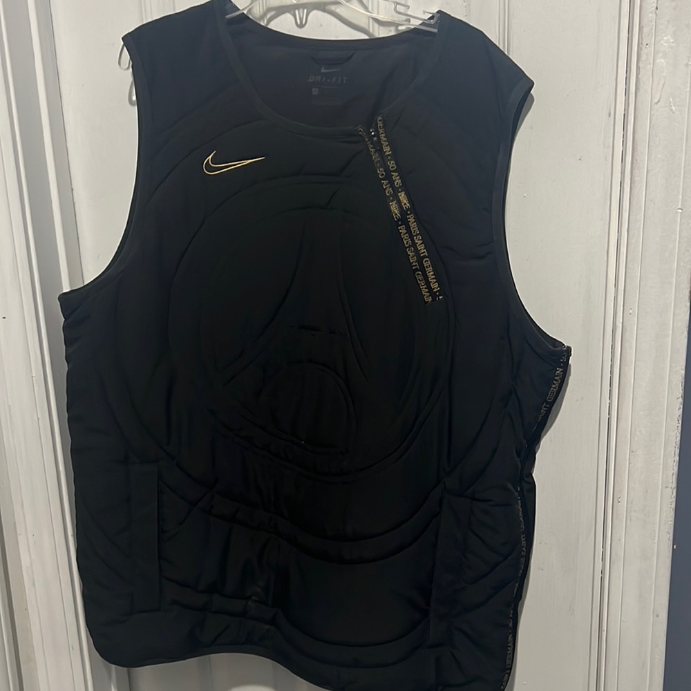 Nike puffer vest